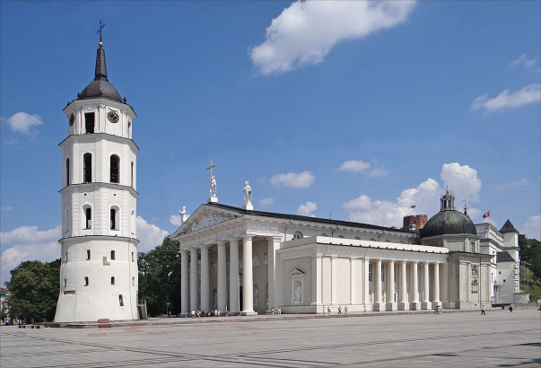 vilnius katedral meydanı